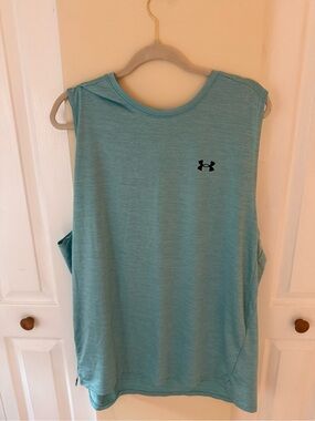 Under Armour Men’s Sleeveless Training Tank in Aqua Blue